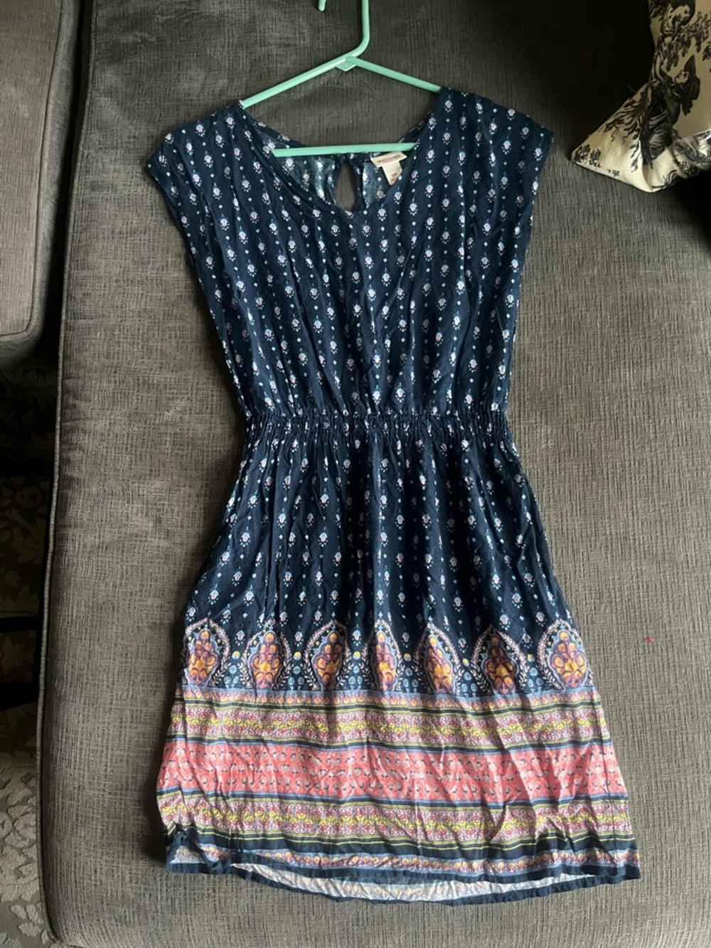 Mossimo Supply Co. Navy Printed Keyhole Top with Pink Accent